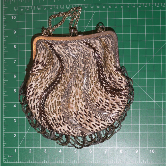 La Regale Hand‑Beaded Evening Purse Gold Bronze Silver Beads Hong Kong VTG EUC - Picture 11 of 12